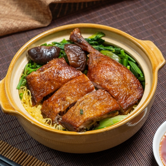Mì vịt tiềm 1/4 đùi
